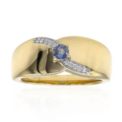 Benitoit-Goldring (Amanda Adkins)