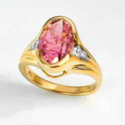 Kalifornischer Pinkfarbener Turmalin-Goldring (Amanda Adkins)