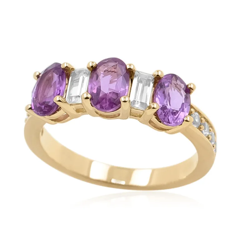 Nicht erhitzter Purpurfarbener Ceylon-Saphir-Goldring