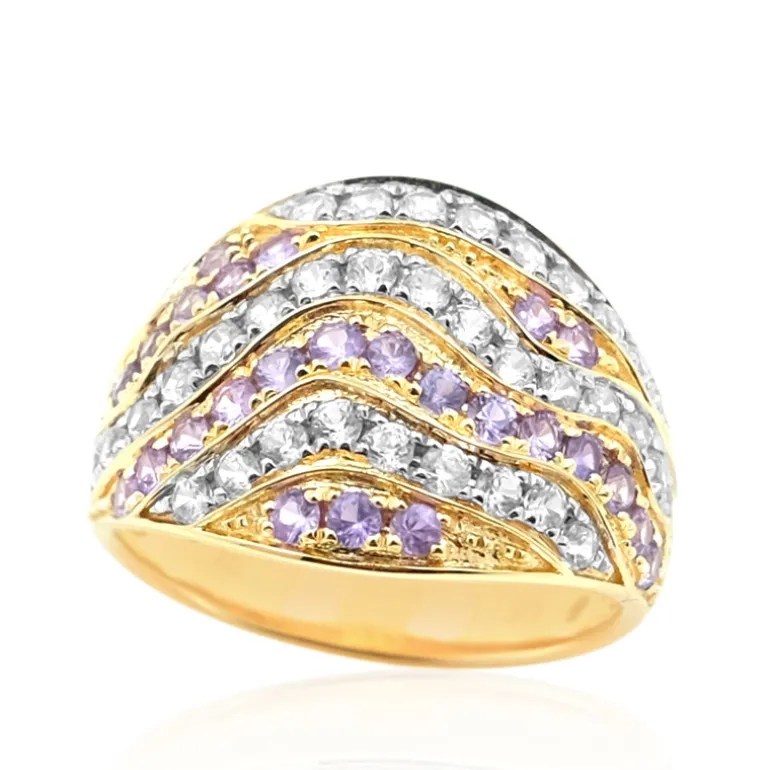 Nicht erhitzter Purpurfarbener Ceylon-Saphir-Goldring