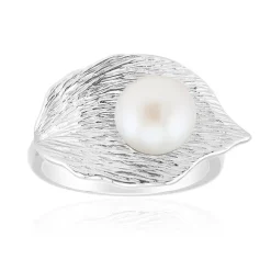 Weiße Süßwasserzuchtperlen-Silberring (Michelle Albala)