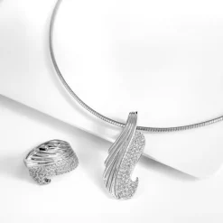 Zirkon-Silberanhänger